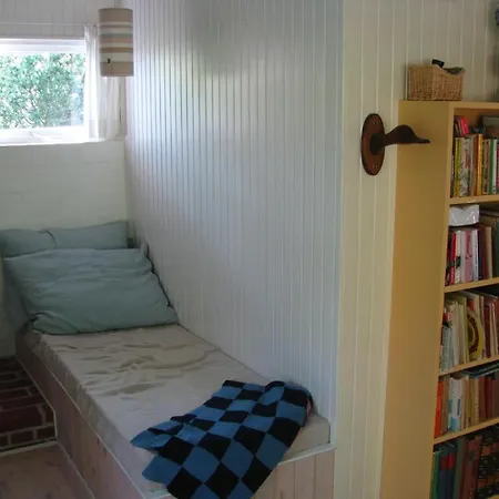 Awesome In With 3 Bedrooms And Wifi *