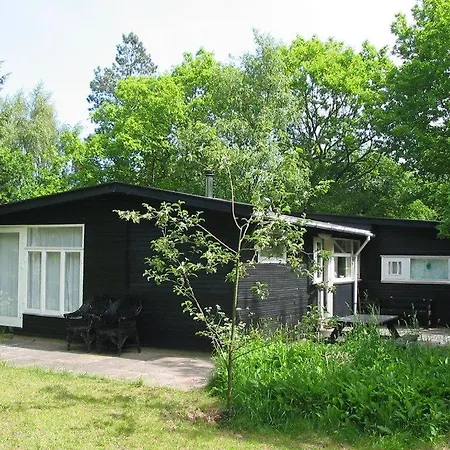Awesome In With 3 Bedrooms And Wifi Holiday home *
